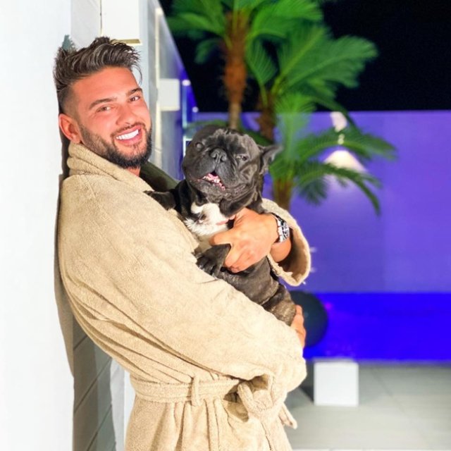 Dorian Popa e în doliu. „O parte din inima mea nu mai bate”. Cățelul avea 10 ani