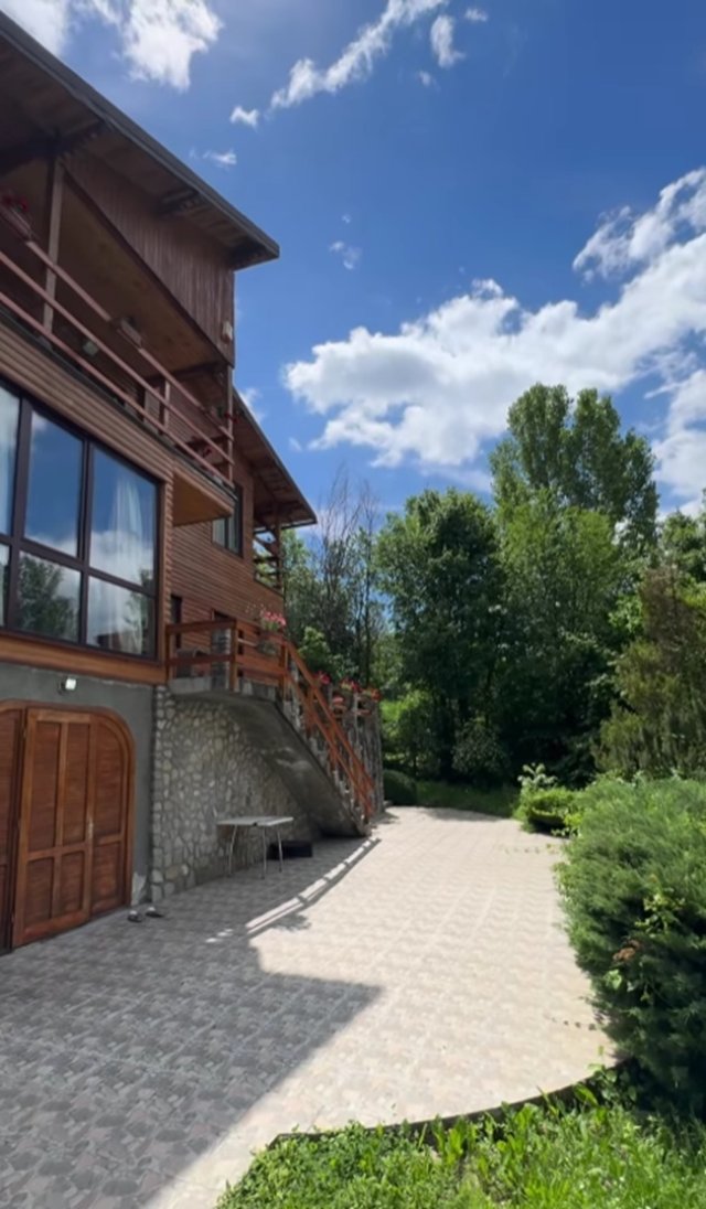 Andreea Marin, imagini în costum de baie la 51 de ani la Telega. Cum arată acum casa de vacanță a vedetei. Le-a arătat urmăritorilor din online oaza ei de liniște