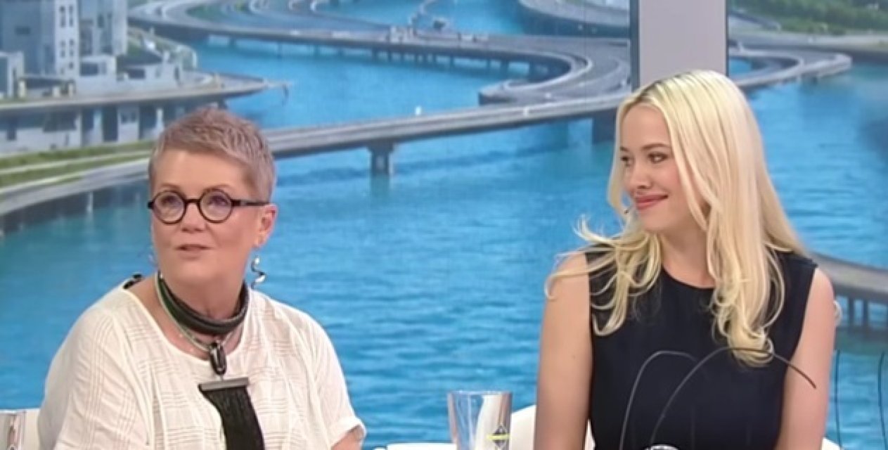 Cine este Elena Mogîldea, nora Crinei Mardare. S-a căsătorit religios cu Bubu Cernea după 4 ani de la cununia civilă. Este din Republica Moldova