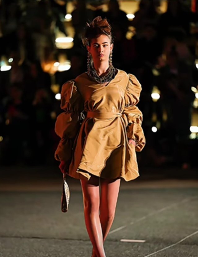 Cum arată fata Nicoletei Luciu la 14 ani. Kim a moștenit frumusețea mamei sale și face deja primii pași în modelling. Fratele ei mai mare are aproape 18 ani