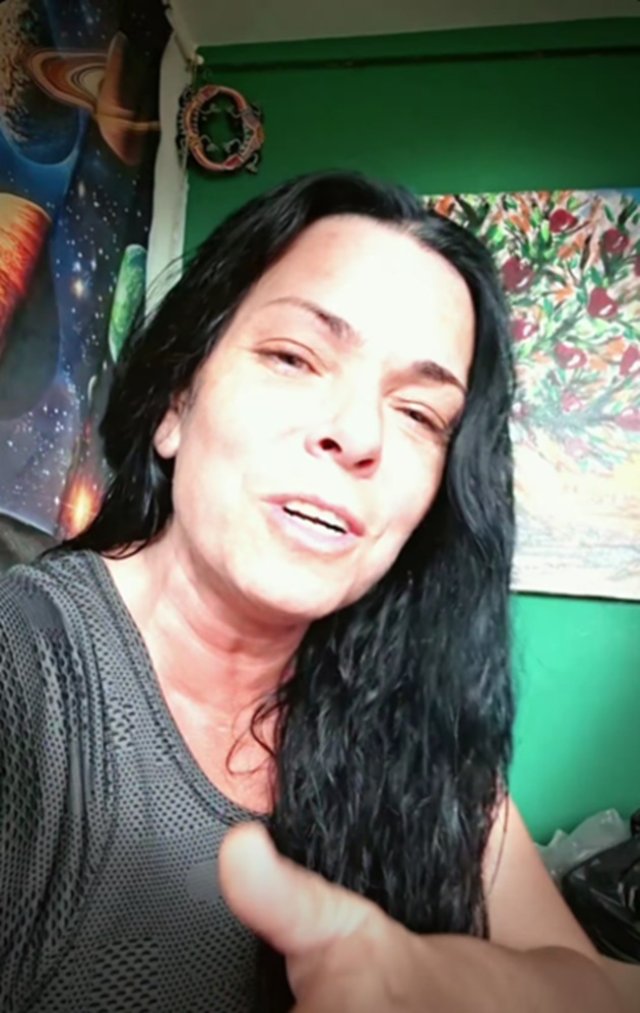 Cum arată Dana Marijuana la 46 de ani, fără pic de machiaj. Este mândră de felul în care arată