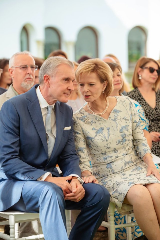 Majestatea Sa Margareta și Principele Radu sărbătoresc 30 de ani de căsnicie. De ce nu au putut face nunta în România. Au sărbătorit aniversarea la Palatul Elisabeta