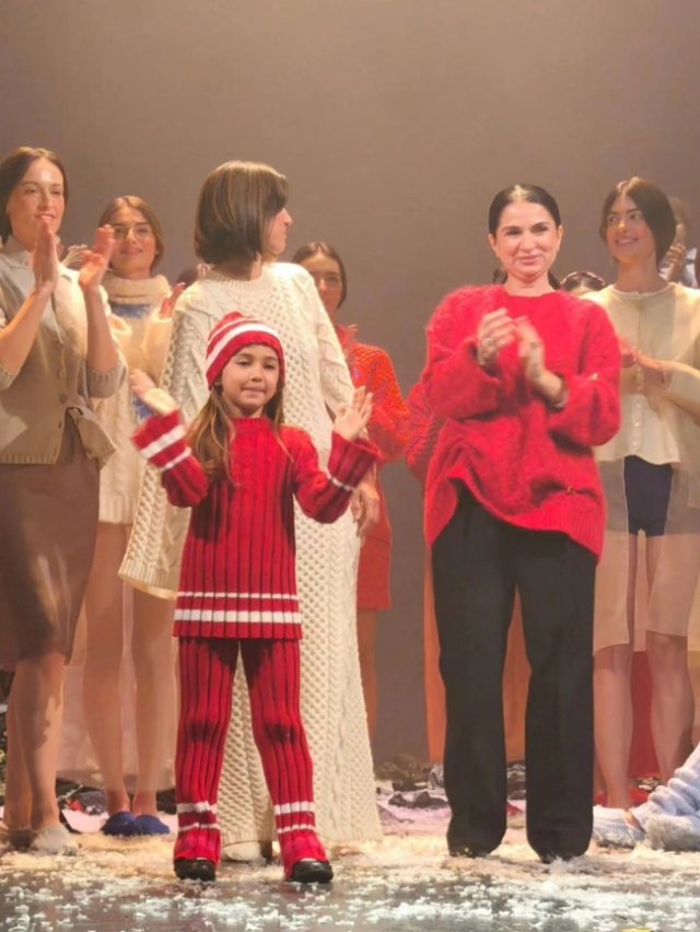 Dana Rogoz și fiica ei, împreună pe aceeași scenă. Cât de mult a crescut Lia și cum arată la 6 ani. Au strălucit împreună pe scenă