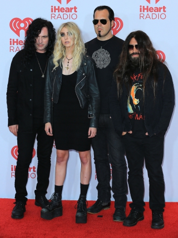 Taylor și trupa „The Pretty Reckless”