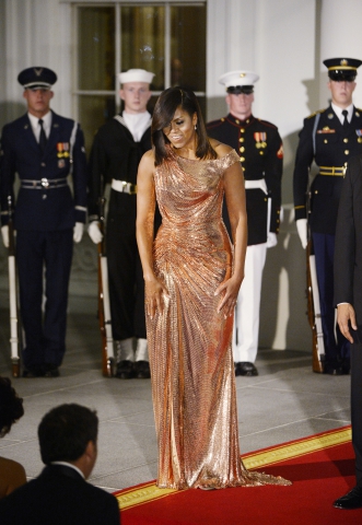 Michelle Obama în Atelier Versace