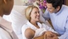 9 moduri în care sa susții o mamă după cezariană
