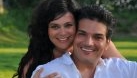 Așa erau în 2013, miri fericiți, dar problemele nu i-au ocolit nici pe ei. Dacă pe Simona Bălănescu o vedem în continuare la TV, la fel de radioasă, despre Rareș Dragomir ultimele vești nu sunt deloc bune. Nimeni nu a știut, din păcate