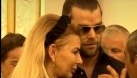 Cine este Marco, tânărul care pe tot parcursul înmormântării și-a ocrotit mama la piept, pe italianca Anna. Cu părul strâns și ochelari de soare, tot n-a putut ascunde cât de bine seamănă cu tatăl său, Mihai Leu. Cu ce se ocupă discretul Marco