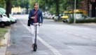 Cod Rutier 2025. Pe unde ai voie să circuli, de fapt, cu trotineta electrică