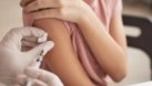 Despre vaccinul Adacel, protecție triplă încă din sarcină pentru tine și bebeluș
