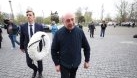 Singurul cuvânt scris de Traian Băsescu pe coroana funerară pe care a pus-o la căpătâiul lui Mircea Lucescu. Cum a aparut fostul presedinte, în urmă cu doar câteva minute, la Arena Natională