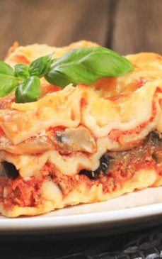 Lasagna cu legume. O rețetă mai simplă și mai sănătoasă