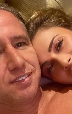 Cutremur în showbiz! Anamaria Prodan anunţă împăcarea cu Reghe