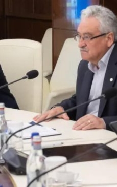 Sindicaliștii din Educație NU renunță la PROTESTUL de marți - Primele promisiuni pentru debutanți - Avertisment pentru Guvern după negocieri