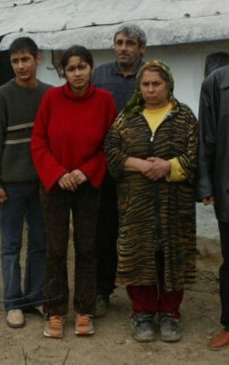 Drama lui Bănel Nicoliță. A trăit în sărăcie lucie: 'Abia aveam ce mânca. Mergeam la școală cu adidașii rupți'	