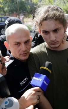Accidentul de la 2 mai. Primele imagini de pe camerele de supraveghere - Vlad Pascu a intrat în plin în cei doi tineri care au murit
