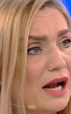 Cristina Cioran a izbucnit în lacrimi în timpul unui interviu. Vedeta, uitată de toți apropiații: „Nu și-a bătut nimeni capul să dea un mesaj”
