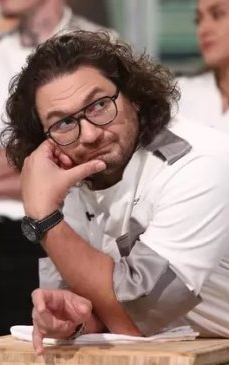 Florin Dumitrescu, adevărul după după demisia de la „Chefi la cuțite”. Cei trei chefi au bătut sau nu palma cu Pro TV? 