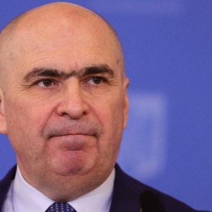Bolojan îl aduce la butoane pe omul lui Ponta. Controversatul Florin-Lazăr Vlădică, numit șef la Departamentul Securității Naționale