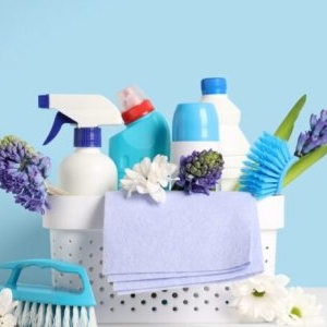 Activități simple de curățenie recomandate de specialiști înainte de culcare