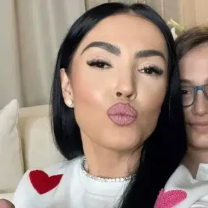 Cum arată vila în care locuiește Andreea Mantea. Sta doar cu fiul ei, David, într-o casă cu etaj