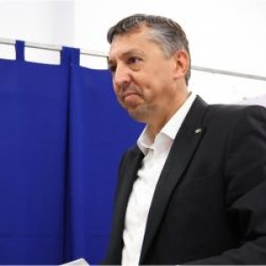 SURSE: Daniel David, favorit pentru a deveni premier interimar în locul lui Ciolacu. Alte nume luate în calcul