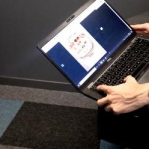 Şi-a comandat verighetele de pe internet, iar cu 3 zile înainte de nuntă a aflat că a fost păcălită. "521 de euro"