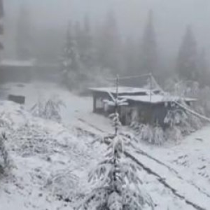 Este cea mai friguroasă perioadă de mai din ultimii 50 de ani. Cât mai avem de aşteptat până când se va încălzi
