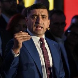 Episodul "autist", bugetarii "paraziţi" şi "nous voulons încetarea focului". Gafele care l-au costat pe George Simion