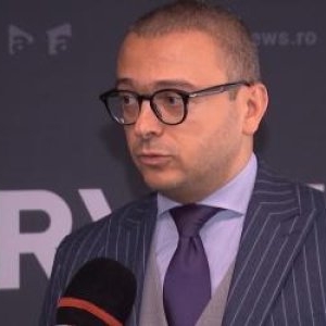 Guvernul pregăteşte concedieri la stat şi eliminarea sporului de antenă. Soluţiile propuse de Iancu Guda