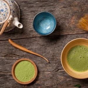 Ce cantitate de cafeină conține matcha, băutura care a câștigat multă popularitate în ultimul timp