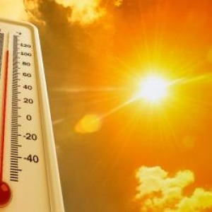 HARTĂ. Cod galben de caniculă în jumătate din ţară şi în Capitală