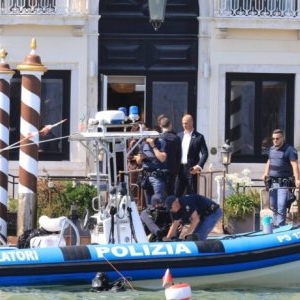 Cine va participa la nunta lui Jeff Bezos cu Lauren Sánchez. Invitații au început deja să sosească la Veneția