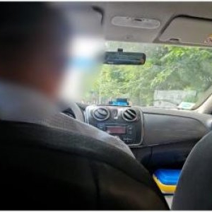 EXPERIMENT. Cât cer taximetriştii din Otopeni pe un drum de 80 de lei, dacă au de-a face cu turişti străini