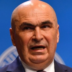 „Lipitori, că nu le pot spune altfel”. Ilie Bolojan a răbufnit și tocmai a deschis un scandal fără precedent la Cotroceni! Nu a ținut cont de nimeni și de nimic: „Una din gravele noastre erori...”. Ce a urmat i-a uimit pe toți