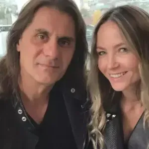 Acasă la Octavia Geamănu. Cum arată vila de 400.000 de euro. Zici că e muzeu. Are dormitor separat de Marian Ionescu: "Eu 'țin foarte mult la libertatea mea"