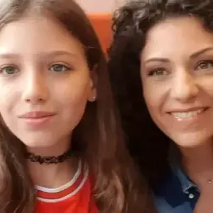 De ce a plecat Naty Badea mai devreme de la “Beach, Please!”. Ce i-a spus fiica ei!  În momentul acela, sora lui Mircea Badea și-a făcut imediat bagajele