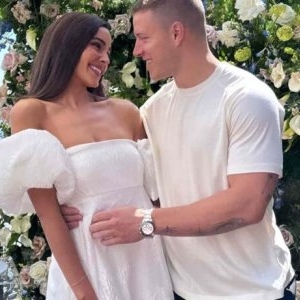 Olivia Culpo a născut. Modelul și Christian McCaffrey au devenit părinți de fată