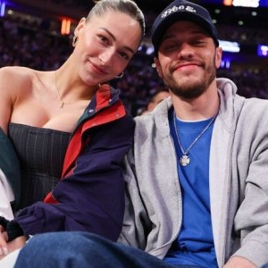 Pete Davidson va deveni tătic pentru prima oară. Partenera sa, Elsie Hewitt, este însărcinată