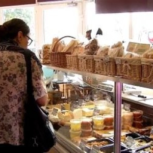 Produsele care se vor scumpi cel mai mult de la 1 august. Majorările ajung şi la 25%
