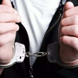 Îndrăgitul nostru artist tocmai a fost CONDAMNAT la ÎNCHISOARE. Nimeni, nici măcar apropiații nu se așteptau la una ca asta. Oamenii legii au intervenit de urgență