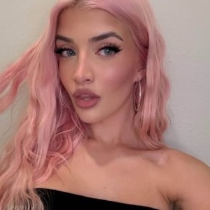 Sami Sheen a fost abordată de mai mulți bărbați în timpul unei ieșiri cu prietenii. Cum a reacționat fiica lui Denise Richards în fața pericolului
