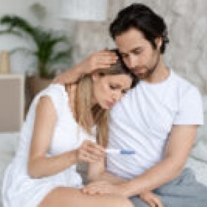 Au apărut tarifele dinamice la energie. Oferta unui furnizor pentru kWh între orele 11 şi 15