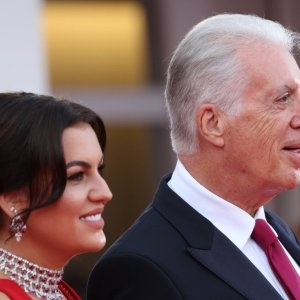Cum a fost la ziua Rominei Gingașu, în patria miliardarilor! Soția lui Piero Ferrari, regină la aniversarea din Monte Carlo. A apărut într-o rochie mulată și toată lumea a amuțit