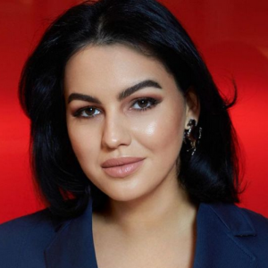Singurele poze de la nunta ei! Romina Gingașu și Pierro Ferrari, 4 ani de căsnicie! Cum a arătat mireasă, la brațul soțului cu 47 de ani mai mare! Nuntă de lux în Capri