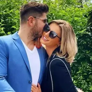 Știrea momentului în showbiz! E epidemie, e clar! După Andi Moisescu și Olivia Steer, încă un cuplu de supervedete s-a despărțit! "Cel mai dureros lucru"