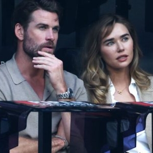 Liam Hemsworth și Gabriella Brooks s-au logodit. Cum arată bijuteria spectaculoasă a modelului