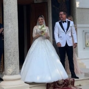 Ivona, fiica lui Mugur Mihăescu, s-a căsătorit religios. Ce mireasă superbă, dar stai să o vezi pe soacra mică! Imaginile unei nunți de lux. Cine e misteriosul mire