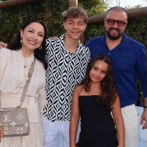 Suma uriașă pe care o plătesc Andra și Cătălin Măruță pentru școala privată a copiilor. Eva și David sunt elevi model