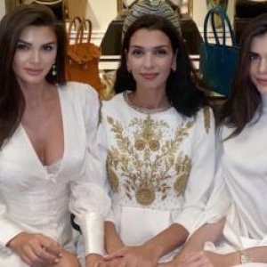 Monica și Ramona Gabor, revedere emoționantă în Dubai. Cum arată fosta soție a lui Irinel Columbeanu